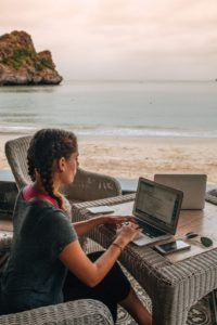 how to become a digital nomad
